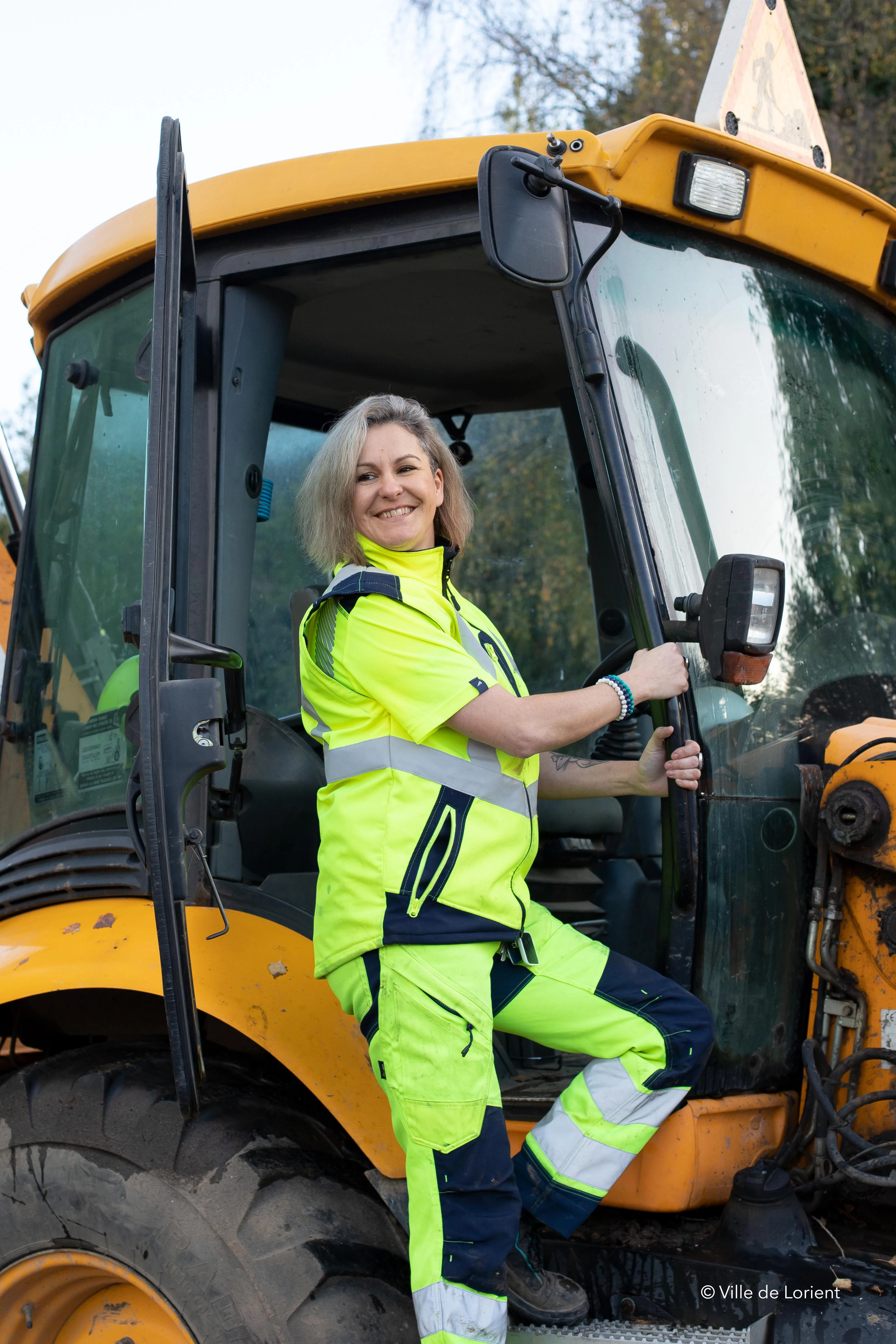 Technicien de maintenance d'engins de chantier, levage, manutention et de machines agricoles